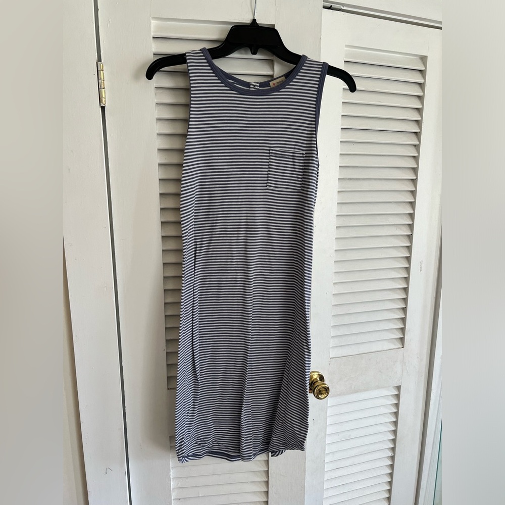 Crèmieux body con dress. Size M